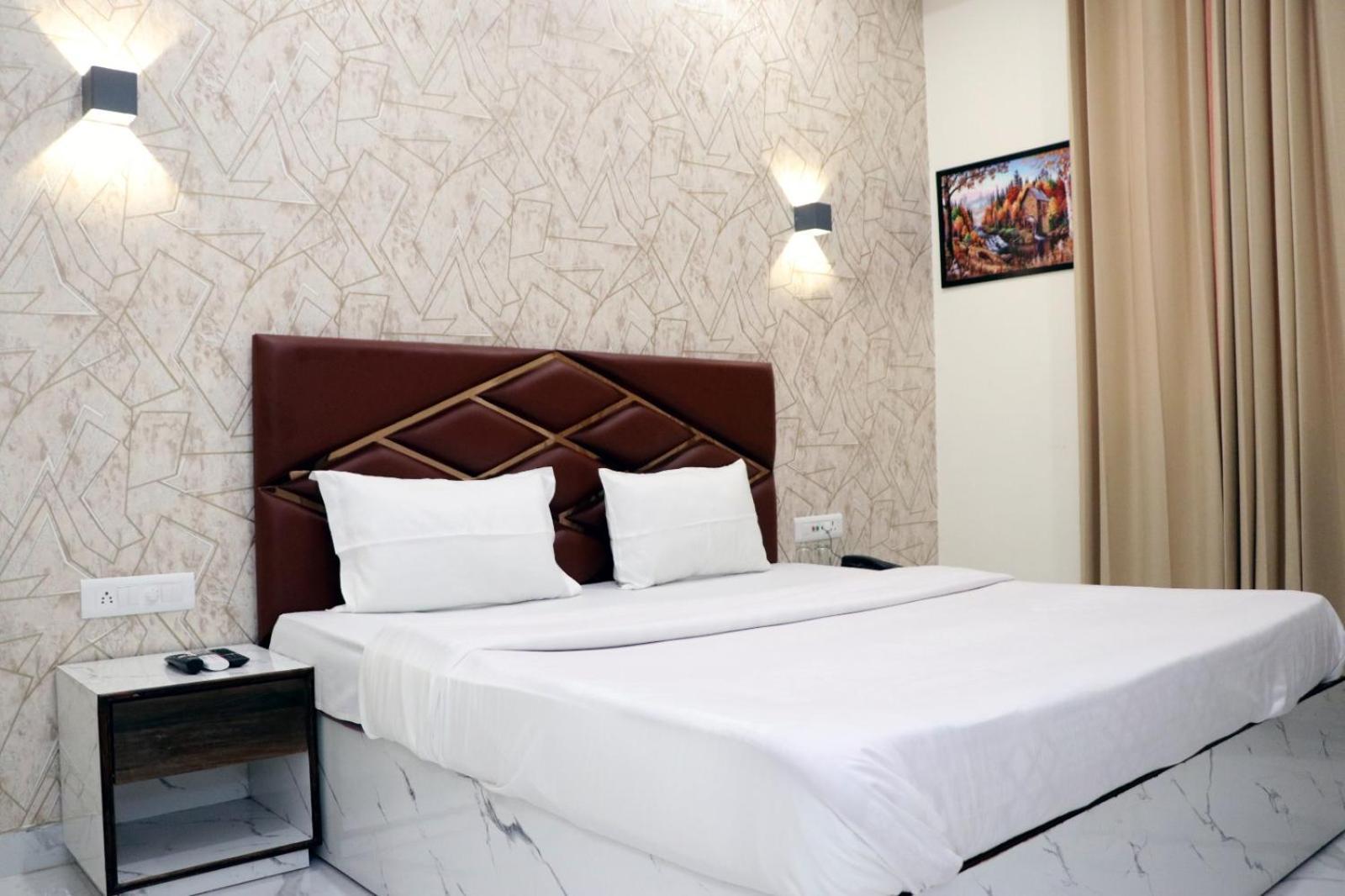Sheela Stays Ludhiana Bagian luar foto