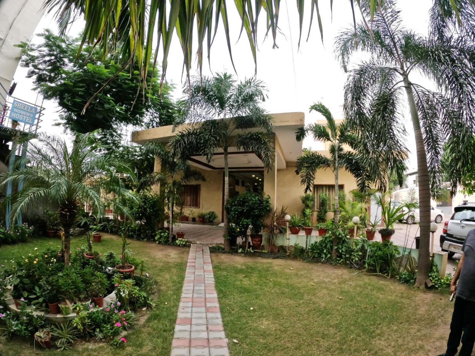 Sheela Stays Ludhiana Bagian luar foto